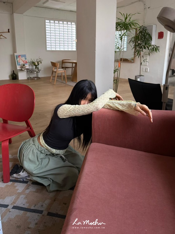 蕾絲透膚長袖上衣